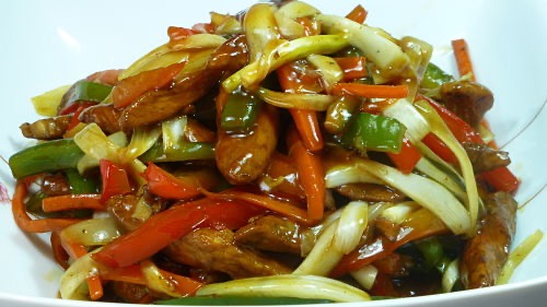 CHOP-SUEY DE TERNERA